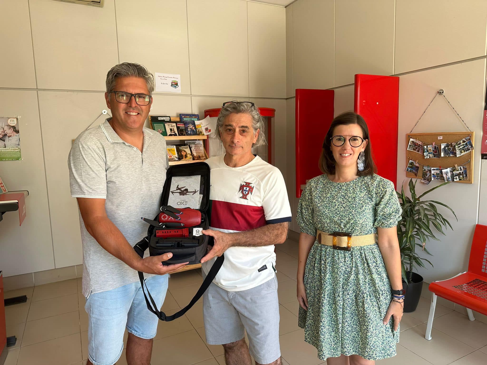 Junta de Serpins entrega drone @JFS