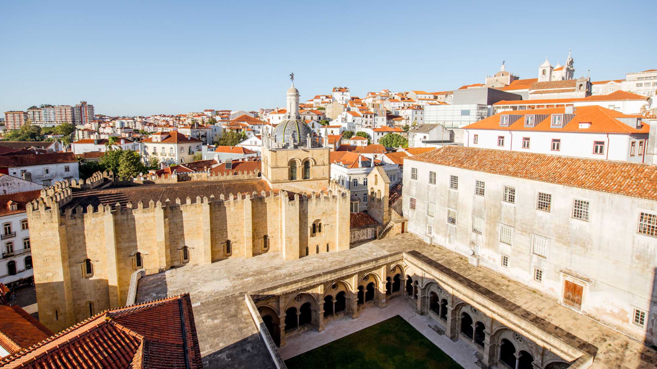Sé Velha Coimbra @Envato