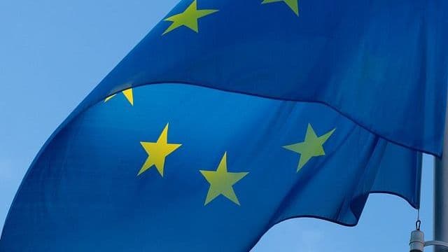 Bandeira da Europa @Centro de informação europeia Jacques Delors 