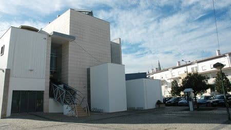 Biblioteca Municipal José Travaços Santos – Batalha @CMB