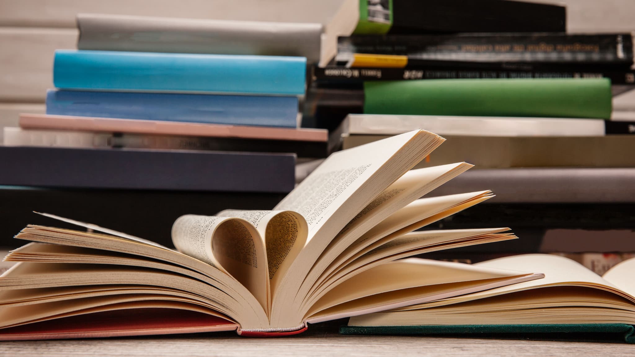 Livros @freepik