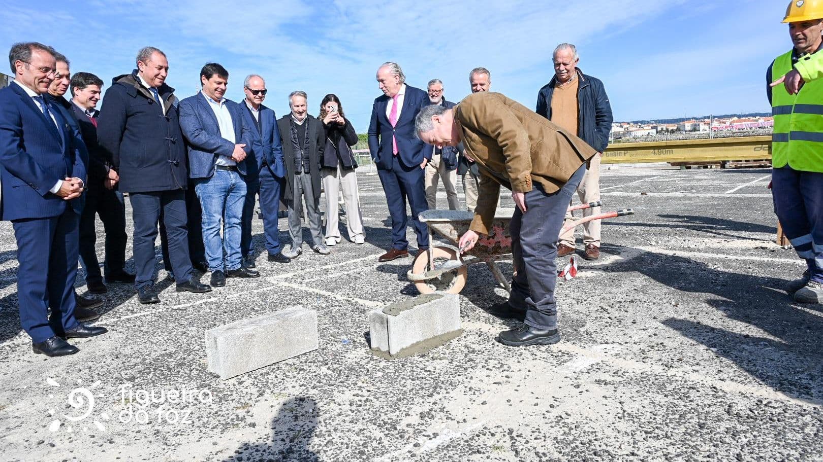 Momento que assinala a construção do futuro Centro de Tecnologia e Inovação – Edifício Laboratorial @CMFF