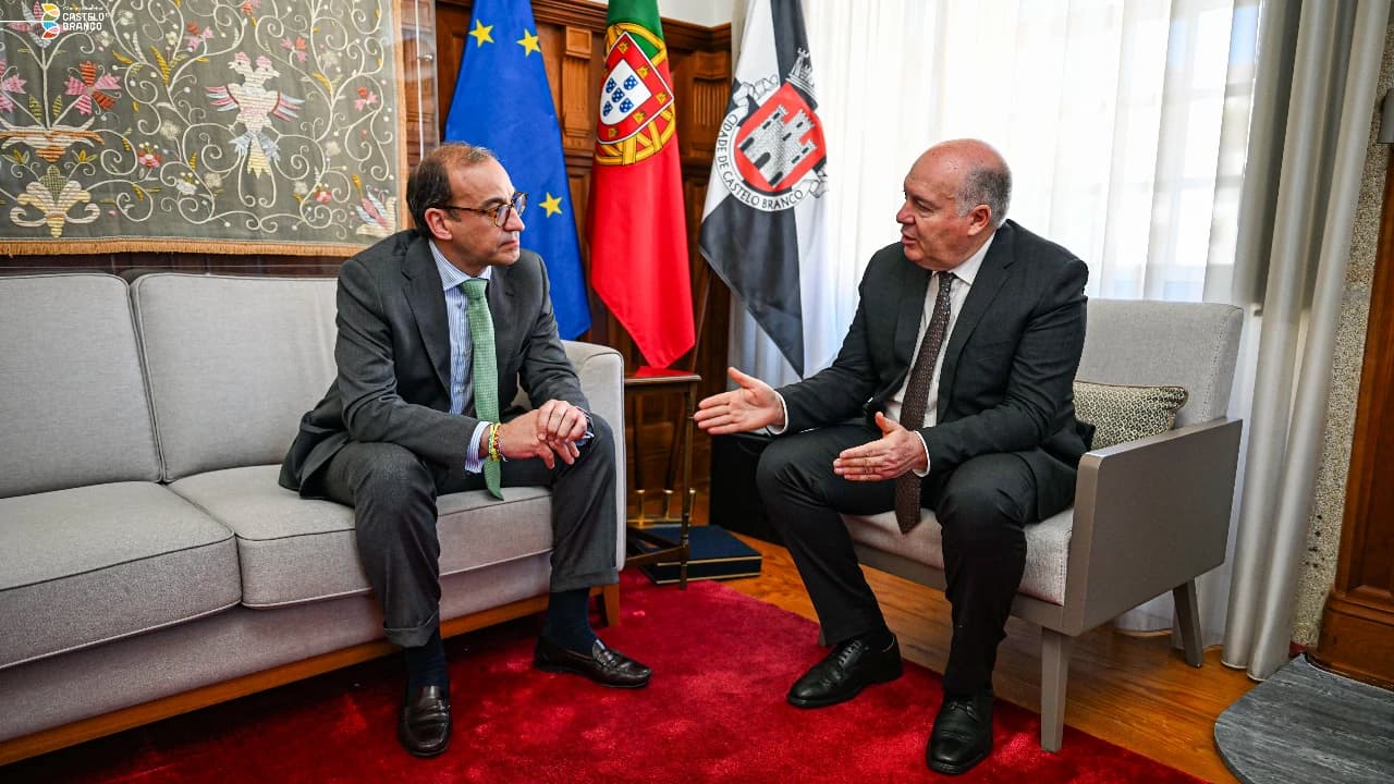 Alacaide de Cáceres com o presidente da Câmara Municipal @CM Castelo Branco 