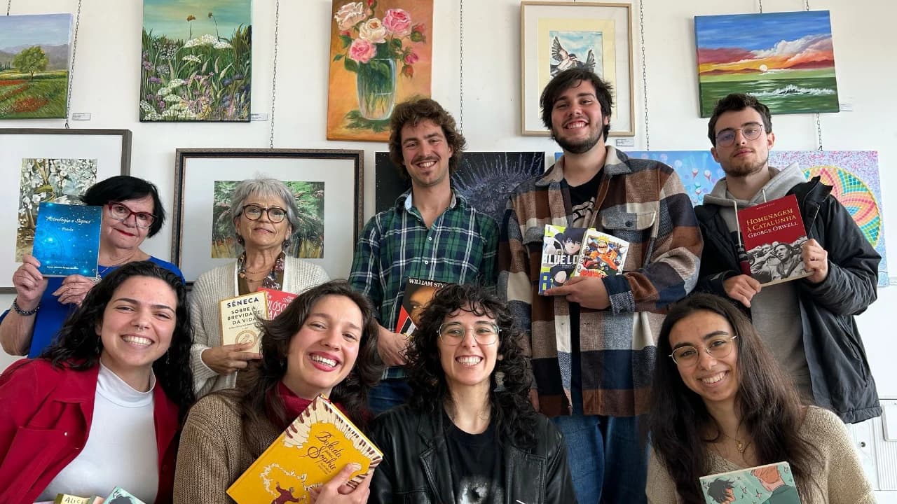 Chá e livros ©Magenta