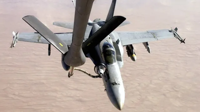 Avião F18C Hornet ©The U.S. National Archives