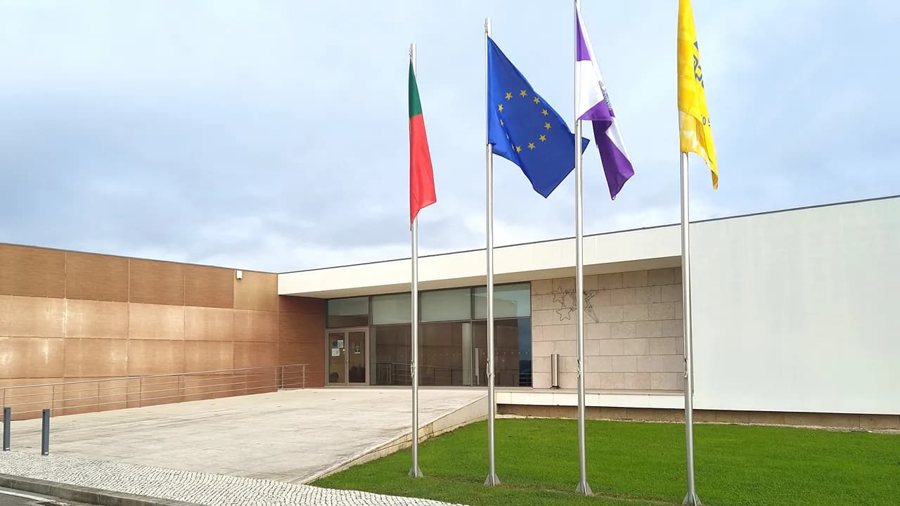 Biblioteca Municipal de Anadia @CM Anadia 
