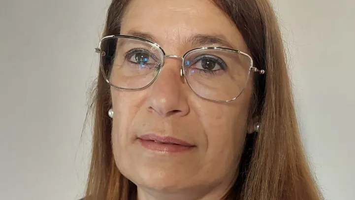 Dina Bandeira @DR