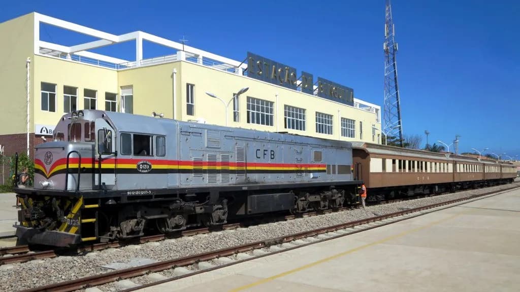 Estação de comboio de Benguela © David Stanley