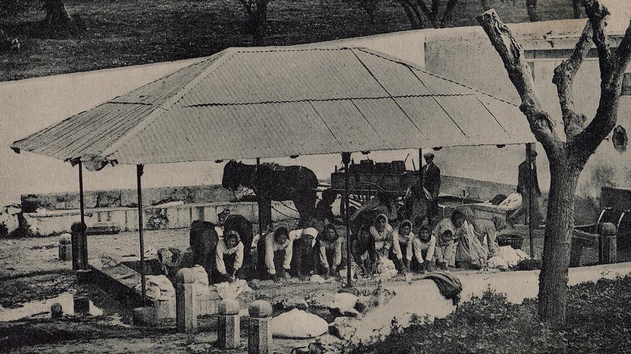 Imagem histórica da Fonte da Moita @DR