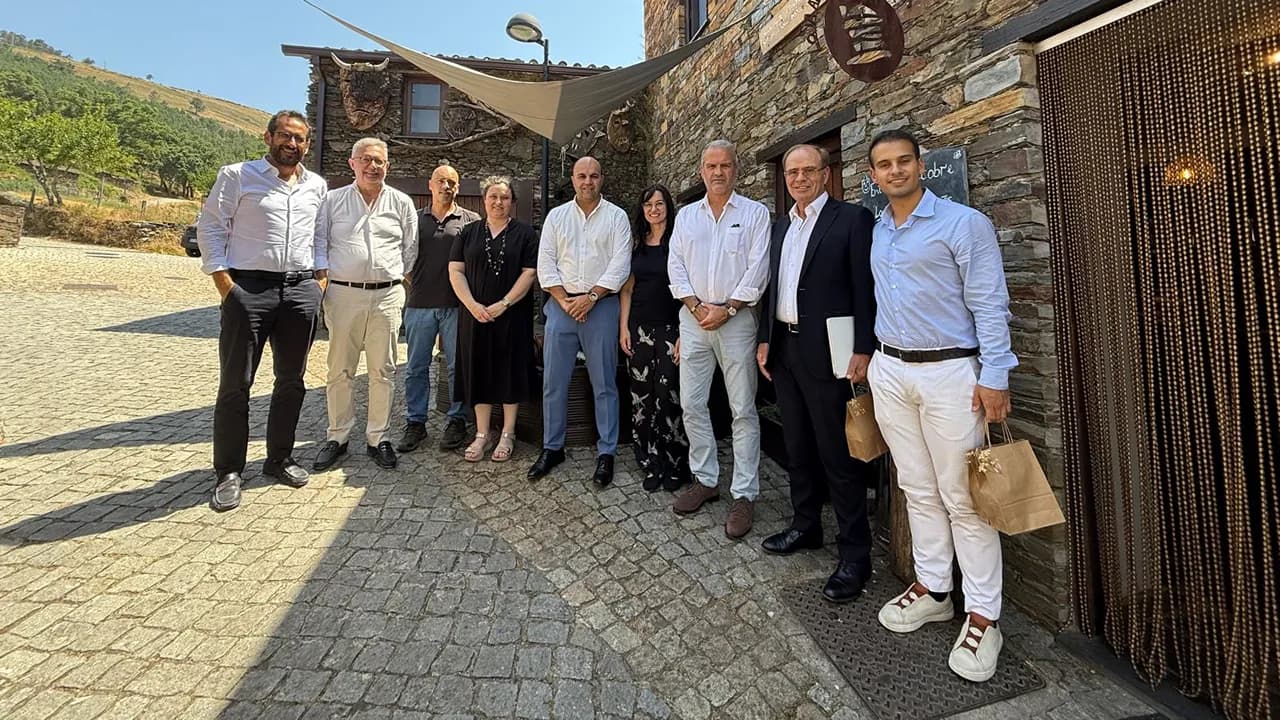 Executivo Góis e equipa Lusiaves ©CMG
