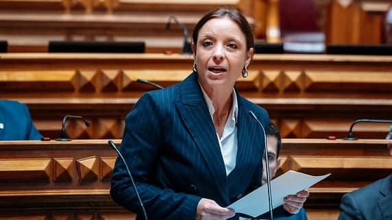 Adriana Rodrigues, deputada do PSD Aveiro @PSD Aveiro 