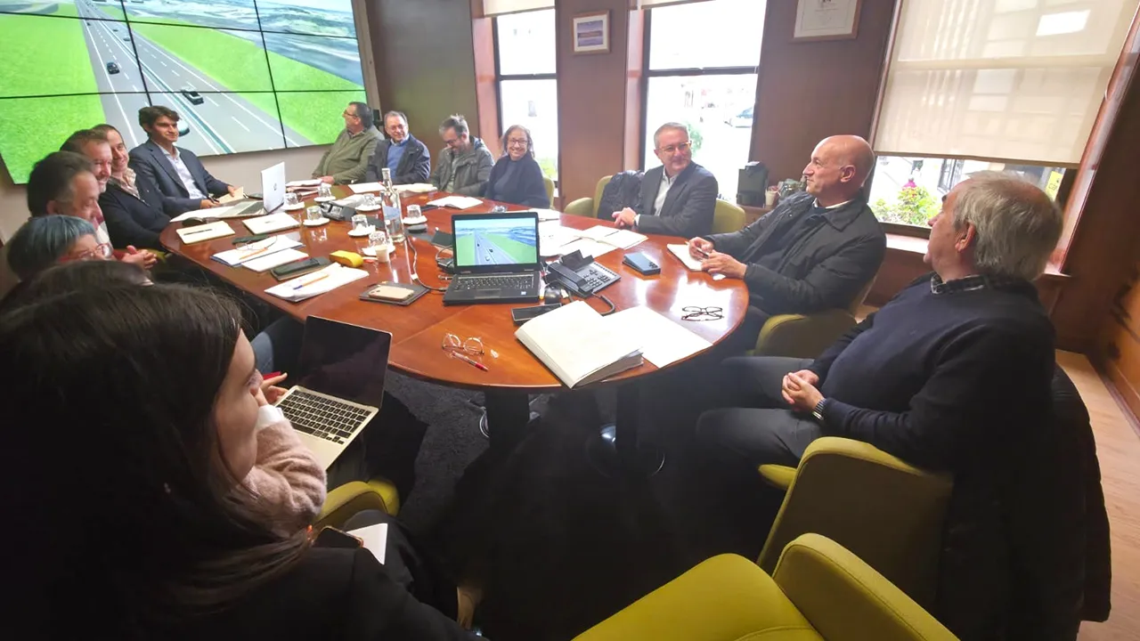 Águeda e Aveiro reuniram para discutir Eixo Rodoviário @CM Águeda