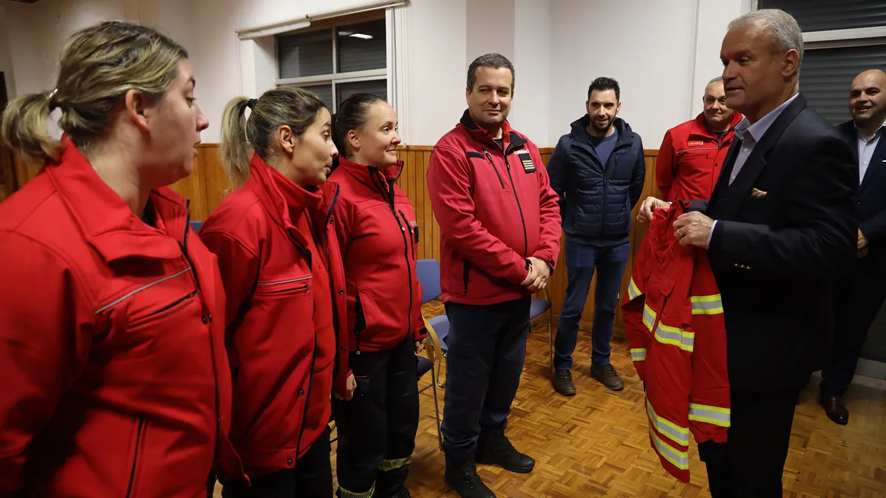Câmara entregou 54 equipamentos de proteção individual aos Bombeiros Voluntários @CM Góis