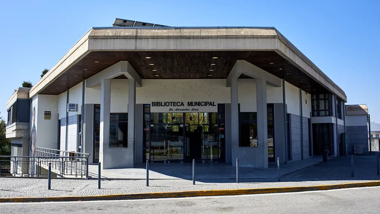 Biblioteca Municipal de Mangualde @CM Mangualde 