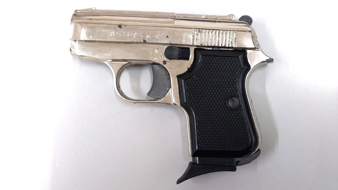 Arma apreendida @GNR