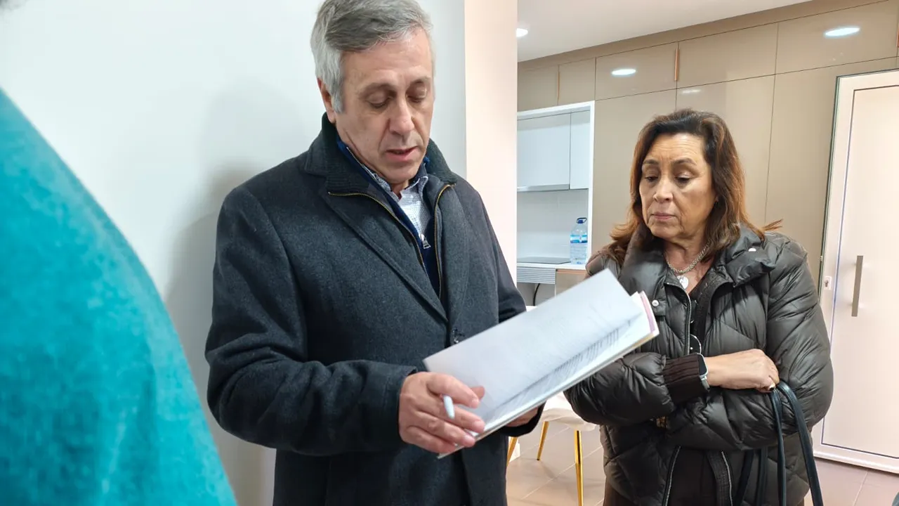 Entrega chaves e formalização de contratos de Arrendamento em Regime de Renda Apoiada @CM Vila Nova da Barquinha