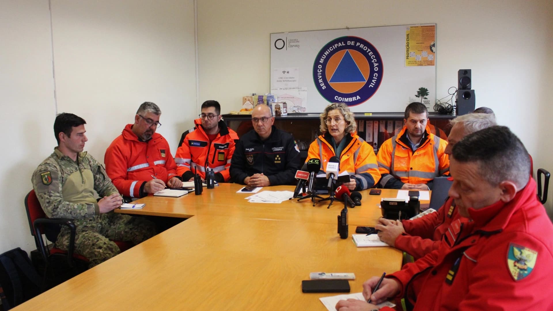 Conferência de Imprensa sobre o ponto de situação do mau tempo em Coimbra @Central Press 