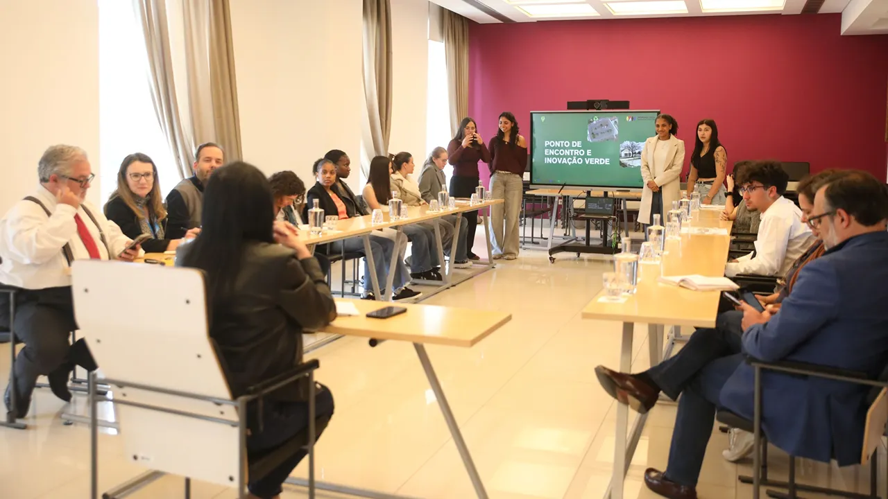 Alunos da ETPC apresentam projeto de espaço verde para convívio @CM Cantanhede
