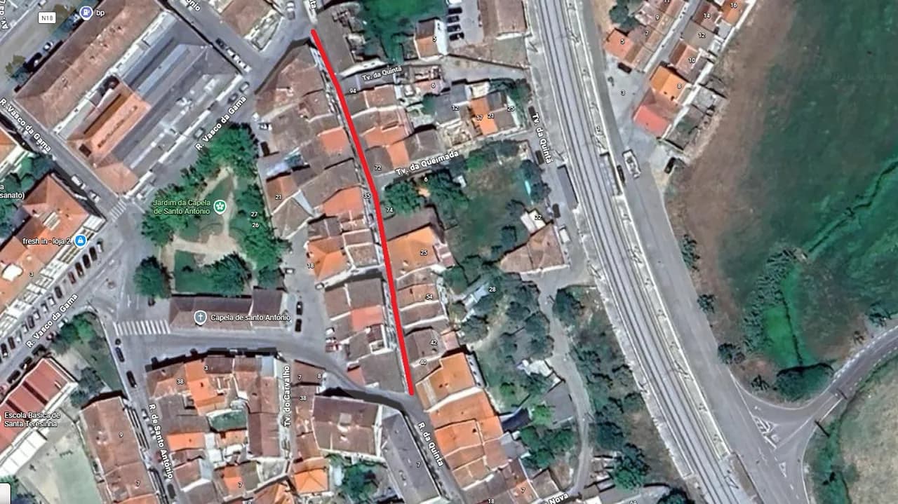Trânsito cortado na rua da Quintã @Google Maps