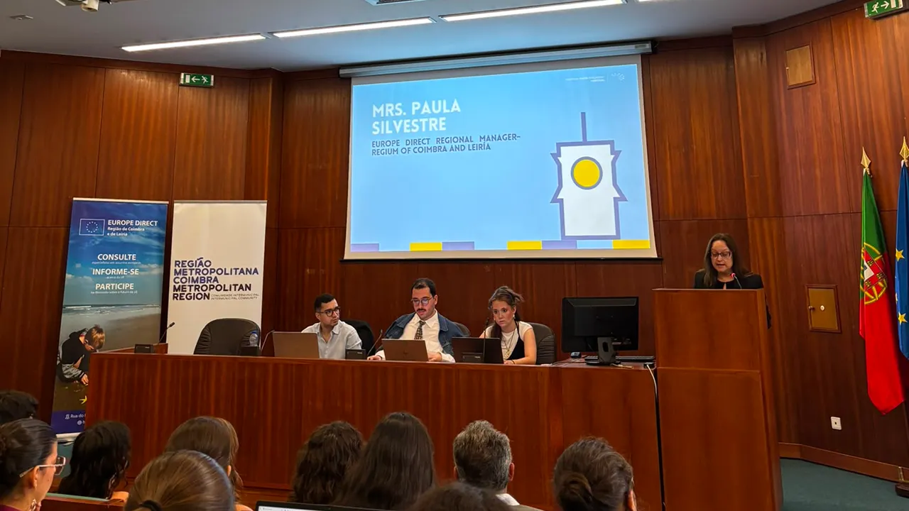 Sessão Universitária Internacional do European Youth Parliament (EYP) Portugal @RMC 