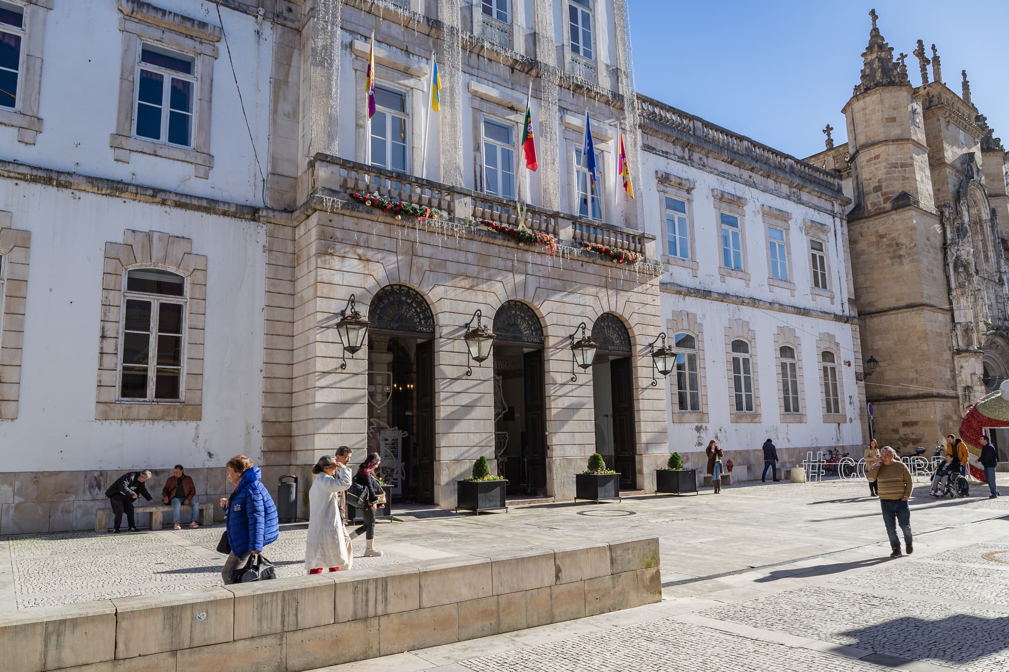 Entrada da Câmara Municipal de Coimbra @Central Press | Miguel Almeida
