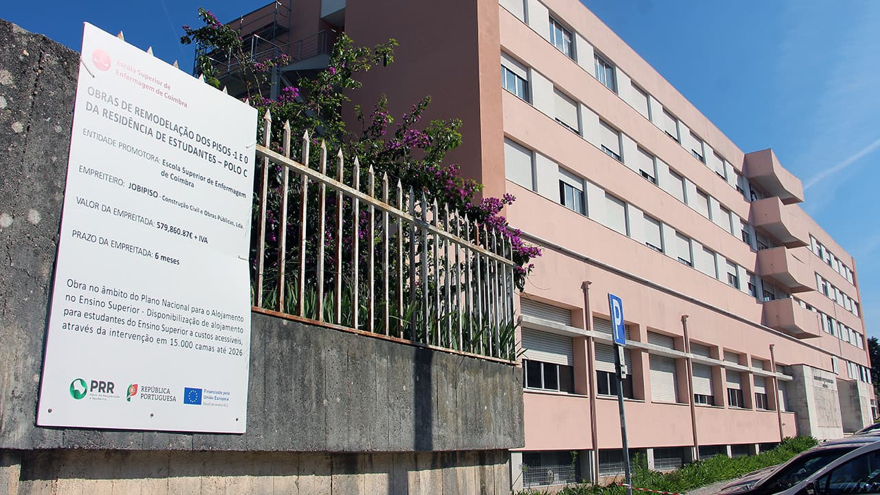 Escola de Enfermagem de Coimbra @ESEnfC