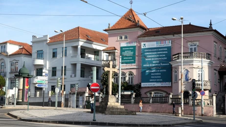Instituto Superior Miguel Torga @ISMT