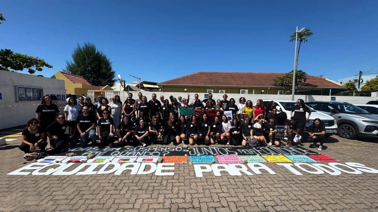 Greve nas Escolas Portuguesas no Estrangeiro @STOP