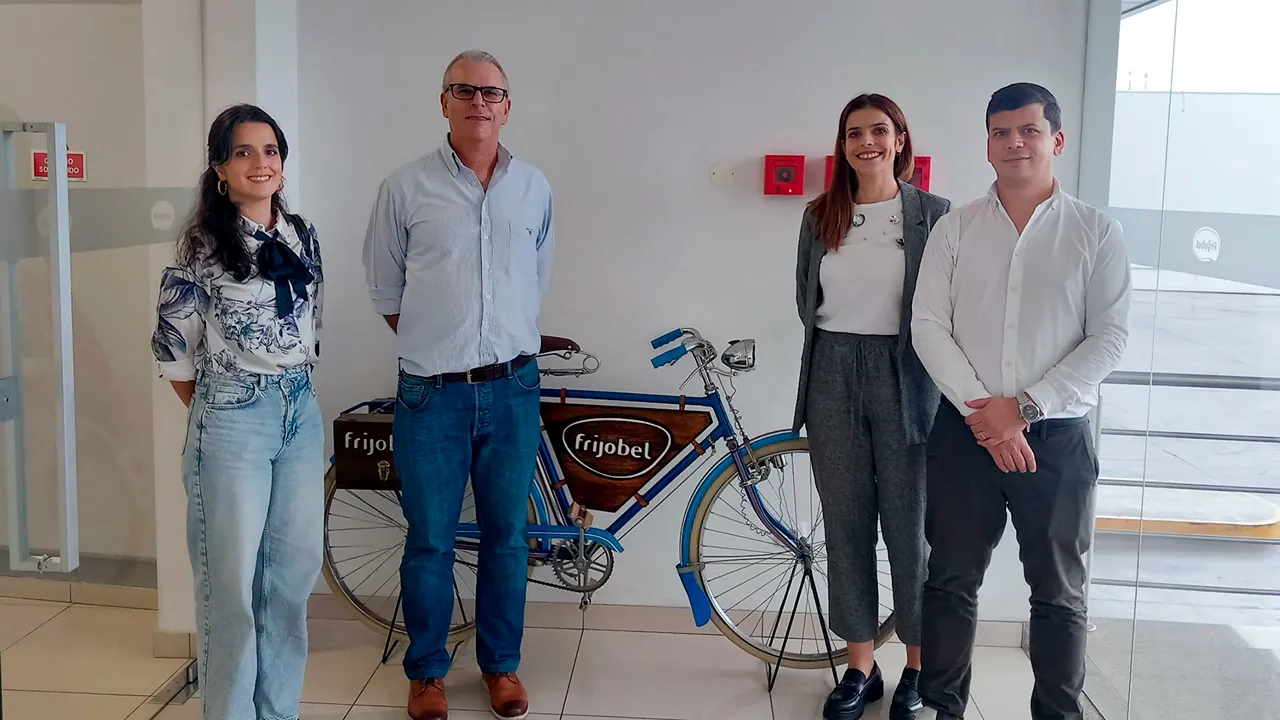 Escola do ISMT visita Frijobel @ISMT