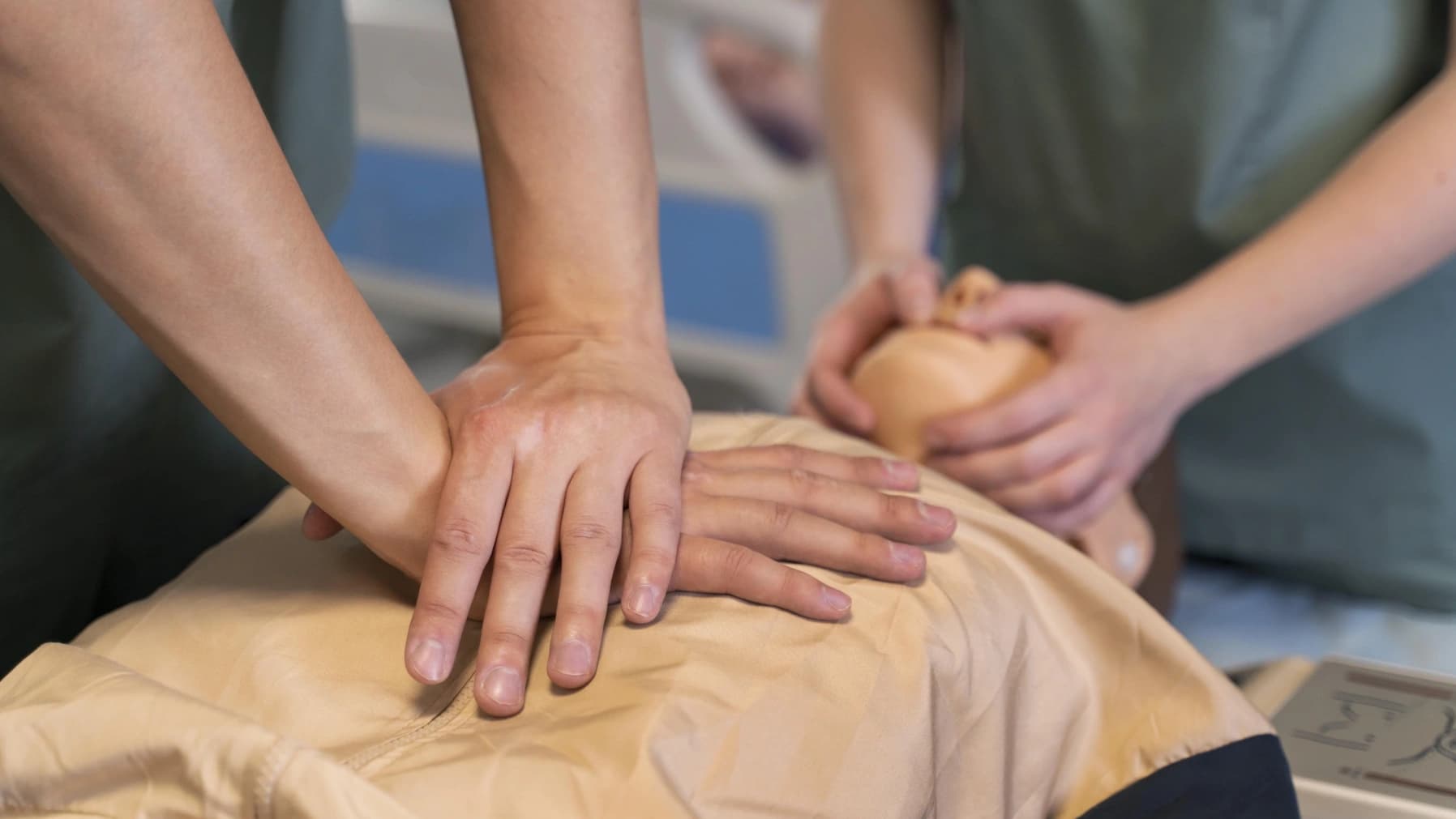 Suporte básico de vida @freepik