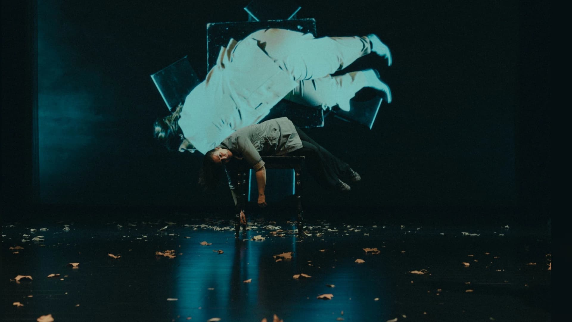 “Dói-me o corpo de jazer nessa esperança” @Mário Canelas