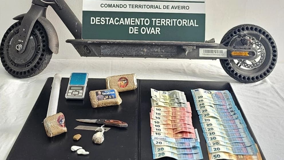 Material apreendido @GNR Aveiro