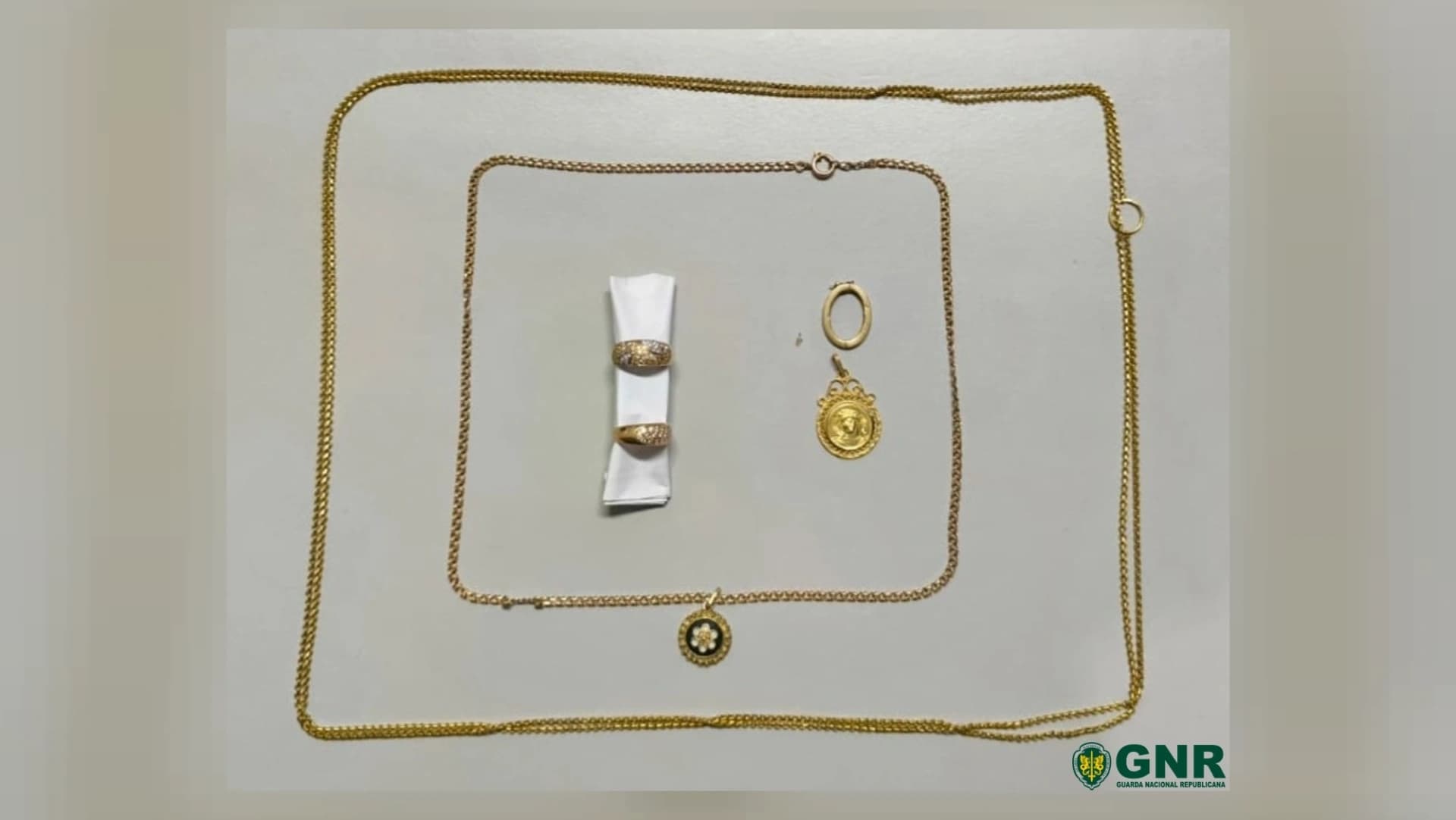 Material apreendido @GNR Bragança