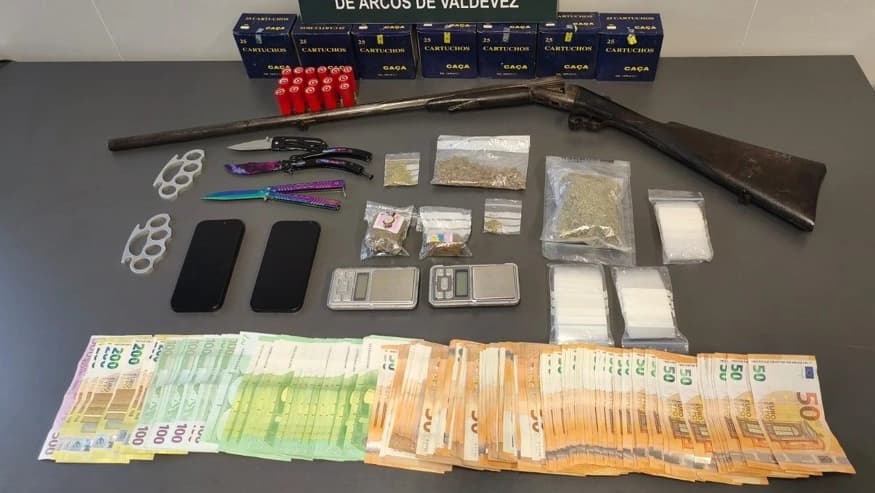 Material apreendido @GNR Viana do Castelo