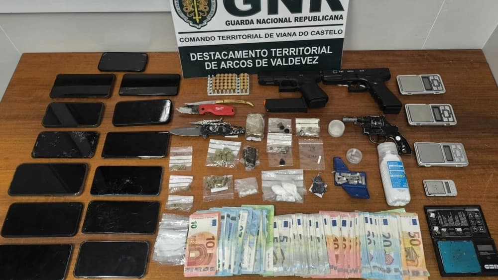 Material apreendido @GNR Viana do Castelo