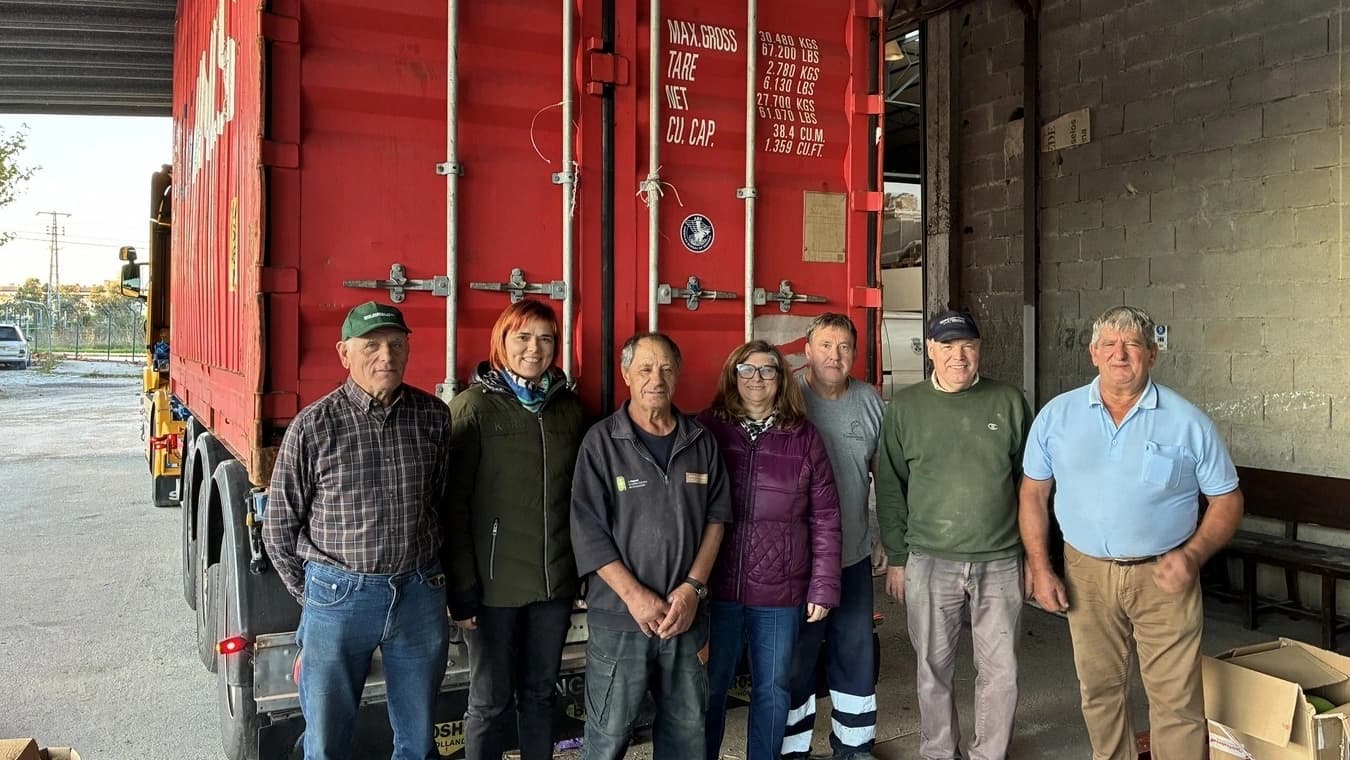 Contentor solidário @ASSSCC