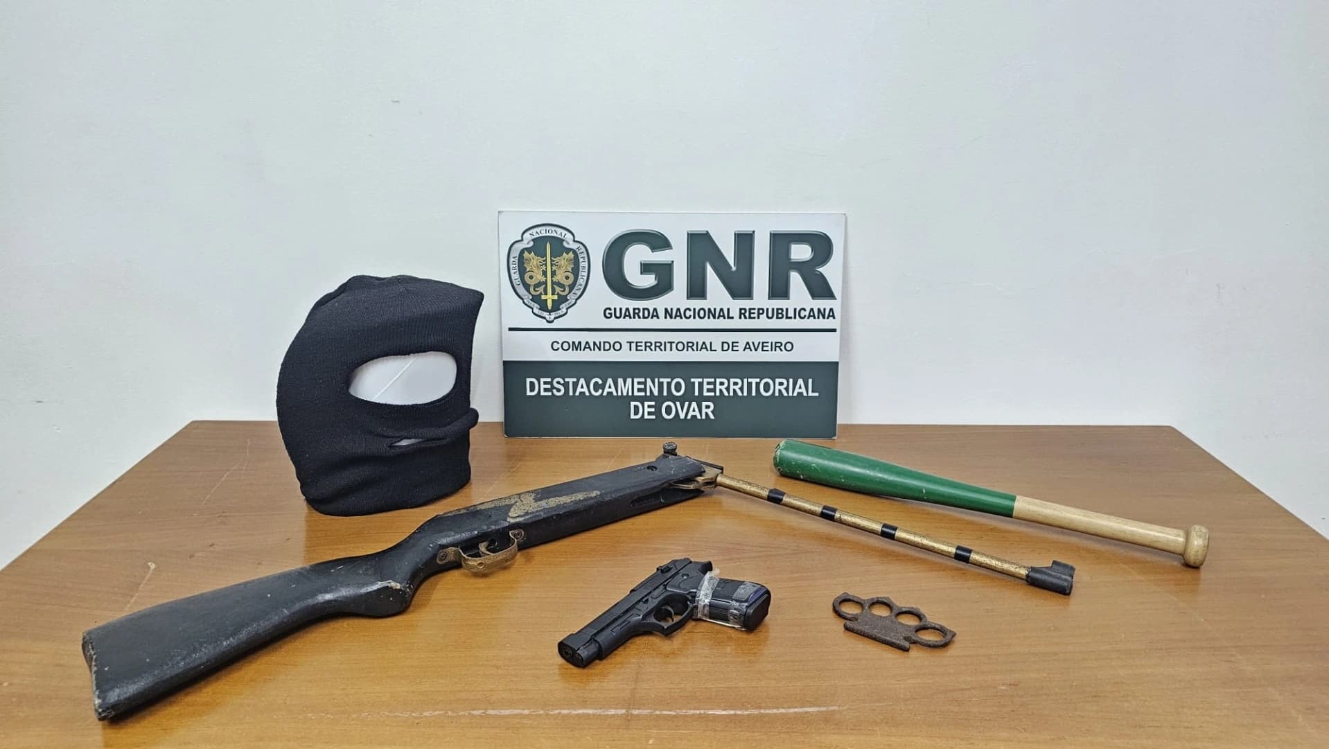 Material apreendido @GNR Aveiro