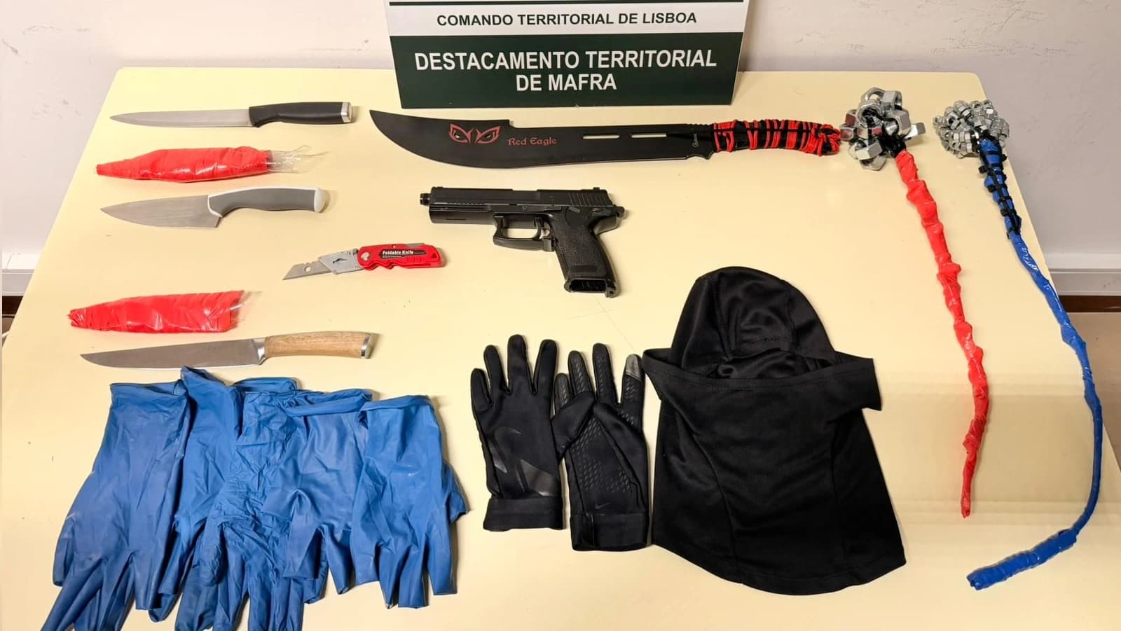 Material apreendido @GNR Lisboa