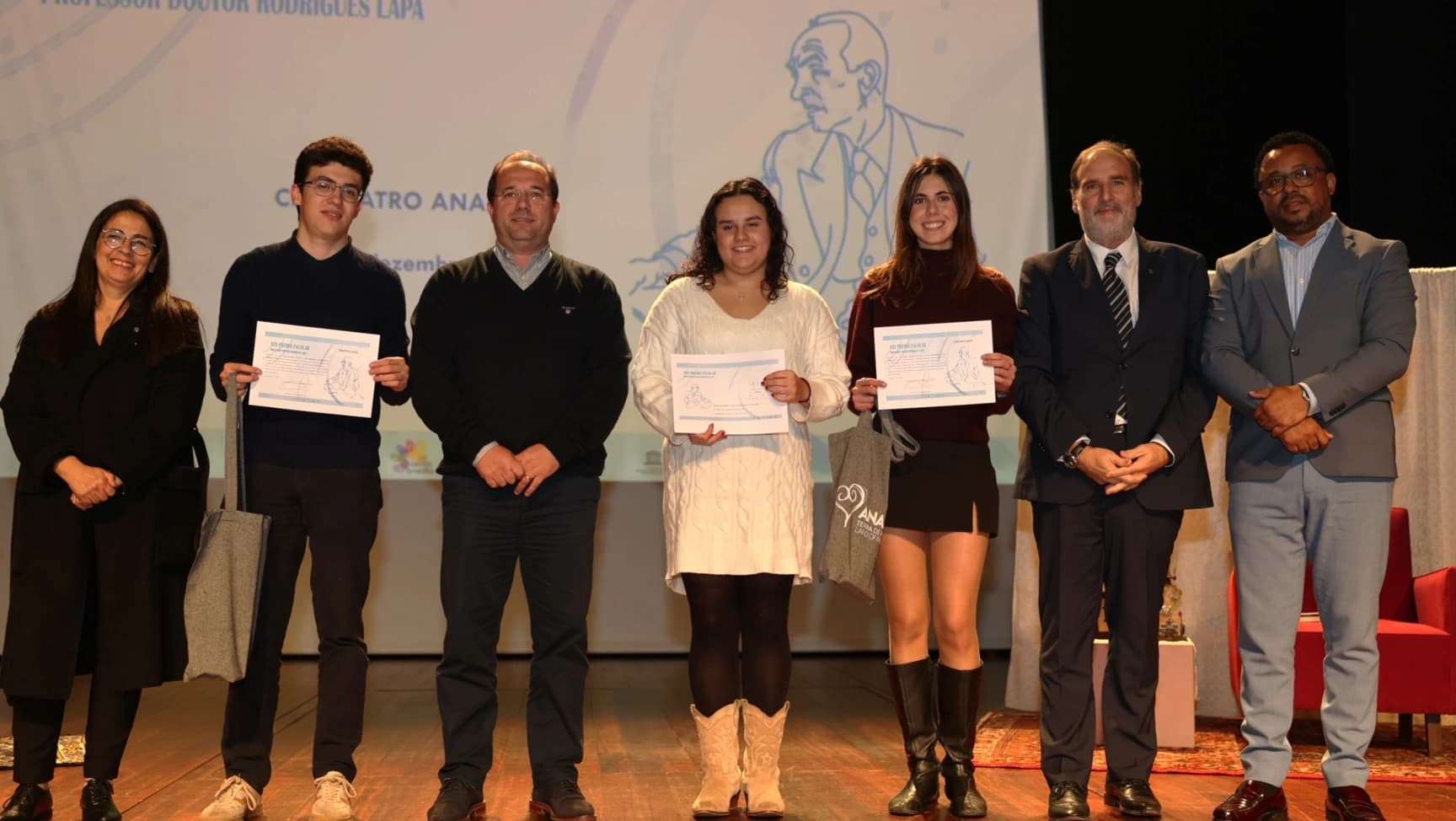Distinção dos melhores alunos @CM Anadia