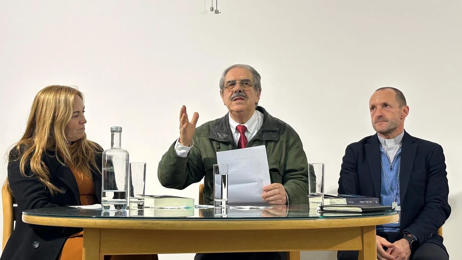 Apresentação do livro de Martz Inura @CM São João da Madeira