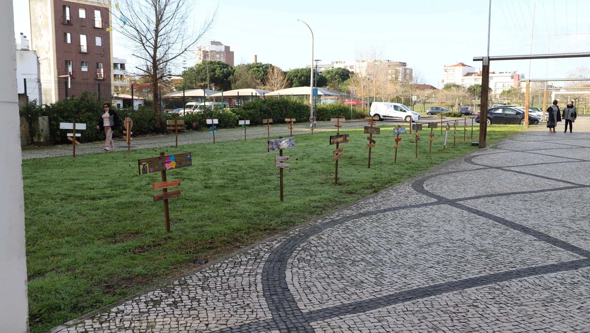 Exposição sobre Direitos Humanos @CM Marinha Grande