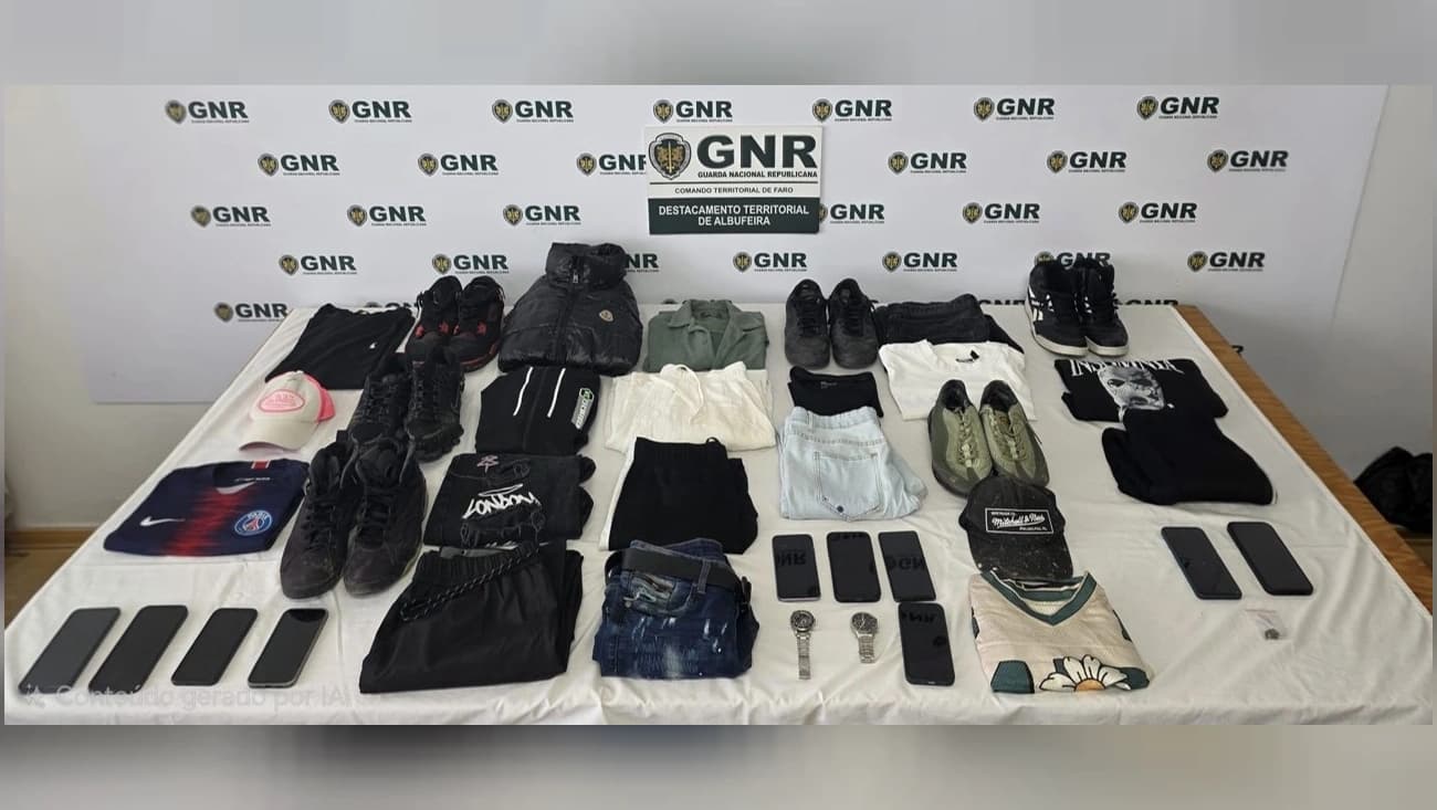 Material apreendido @GNR Faro