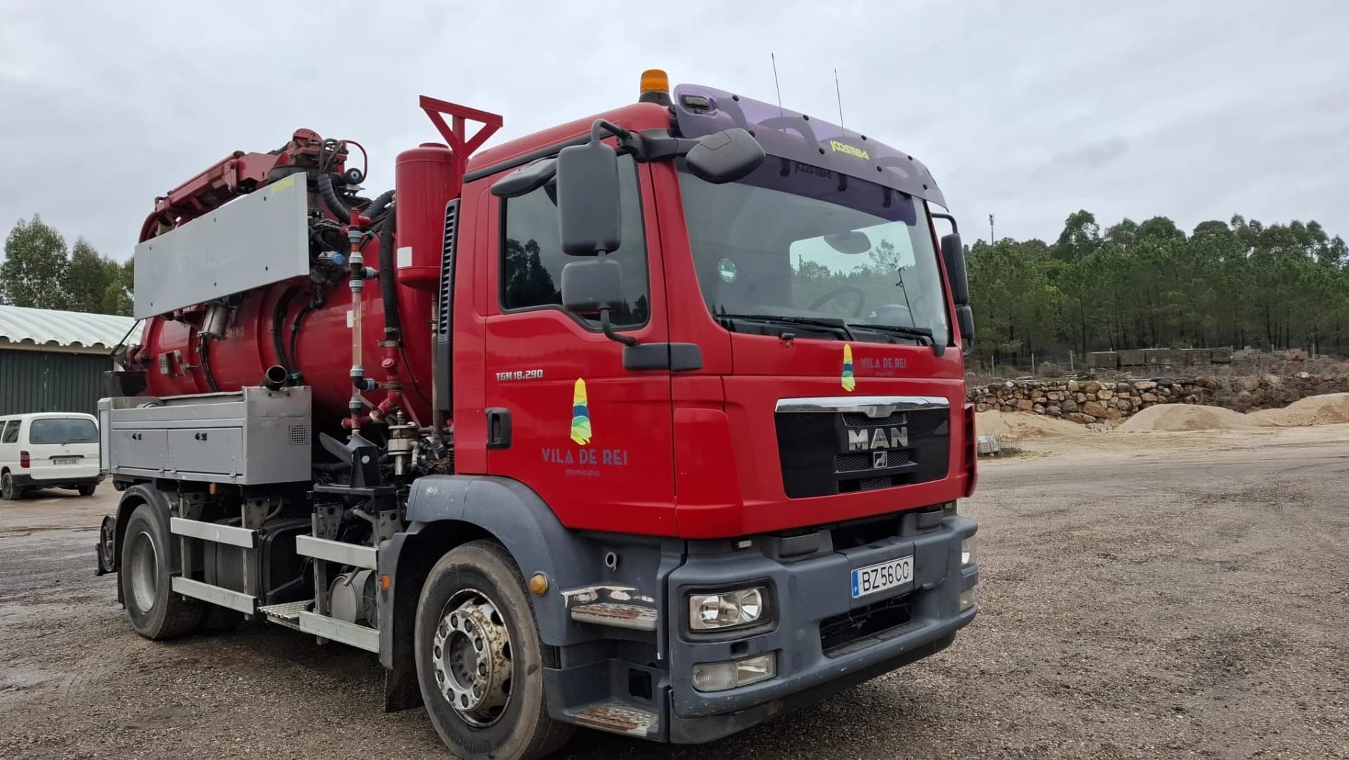 Camião limpa-fossas @CM Vila de Rei