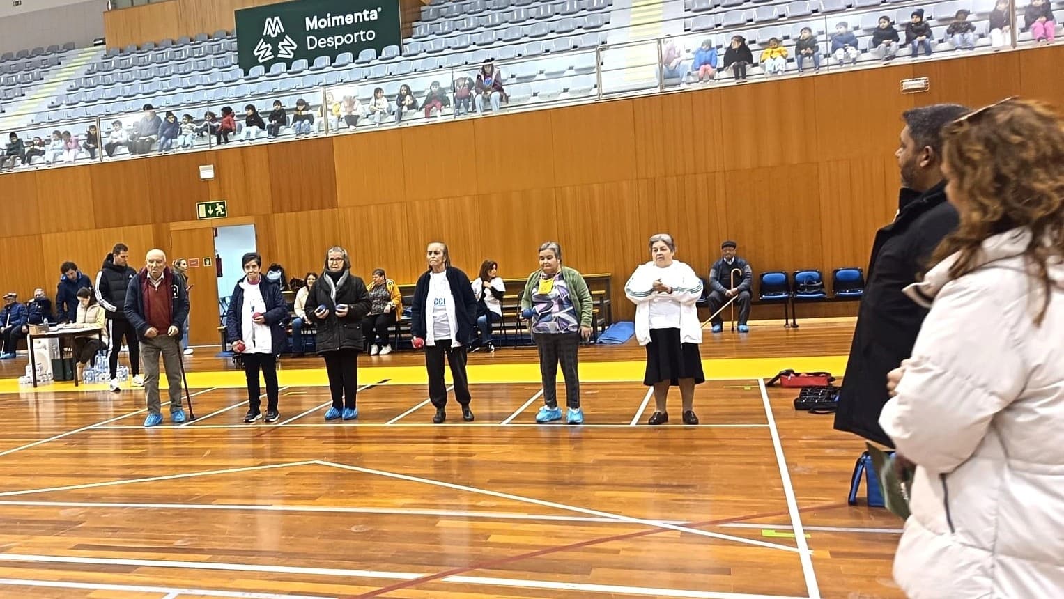 Idosos praticam boccia @CM Lamego
