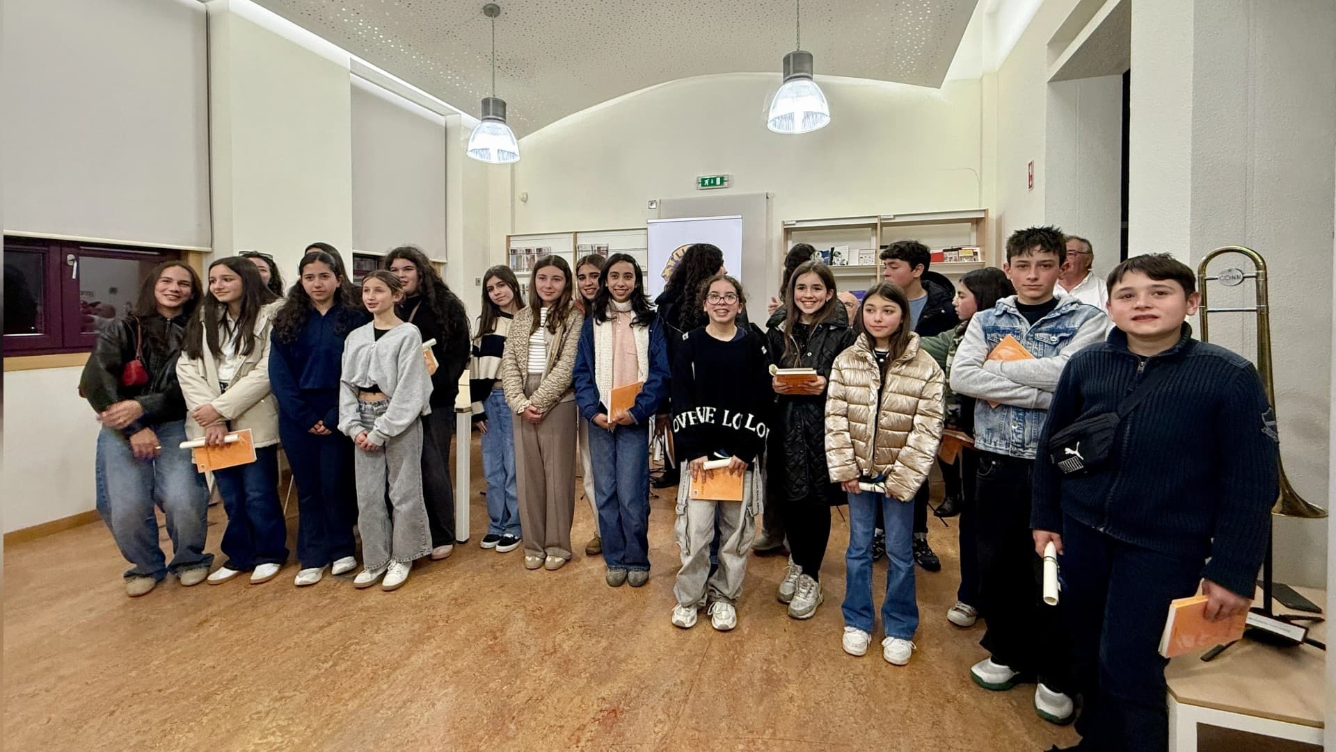 Entrega de prémios do concurso "Cartaz da Paz" @CM Vagos