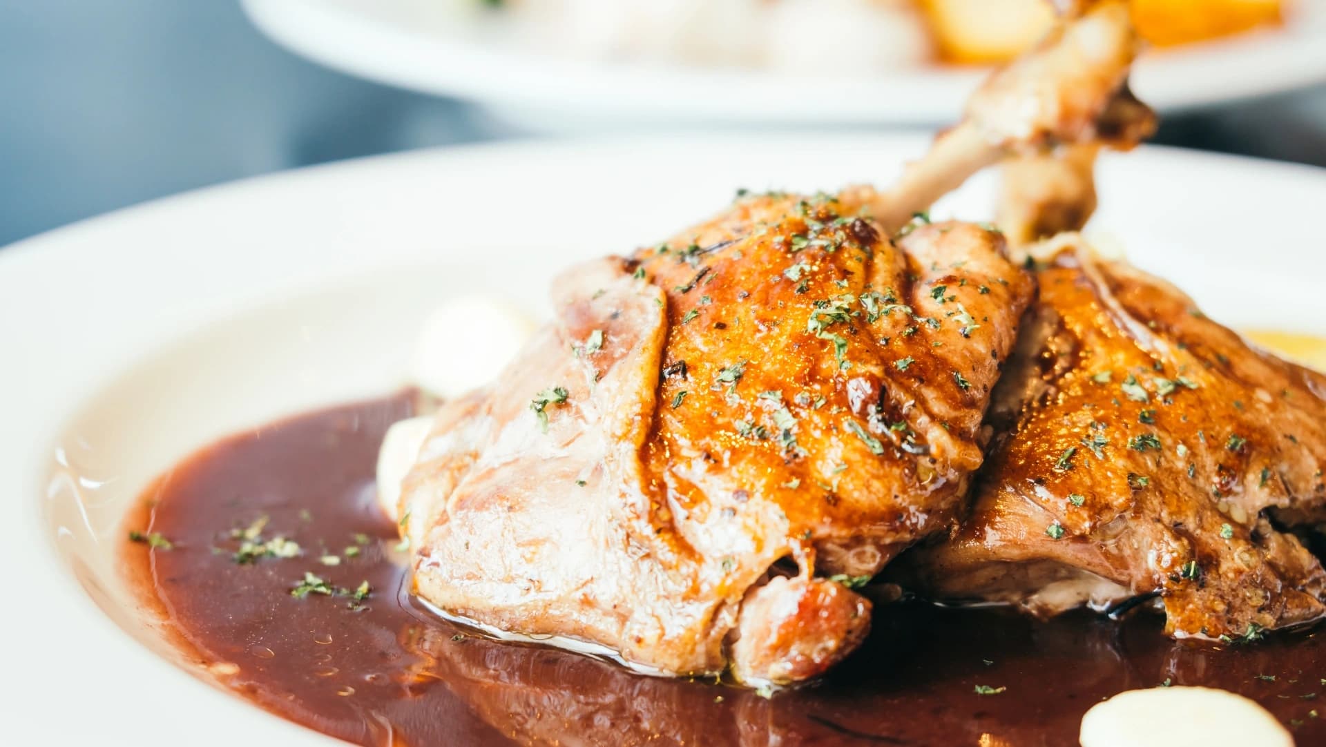 Coelho @mrsiraphol freepik