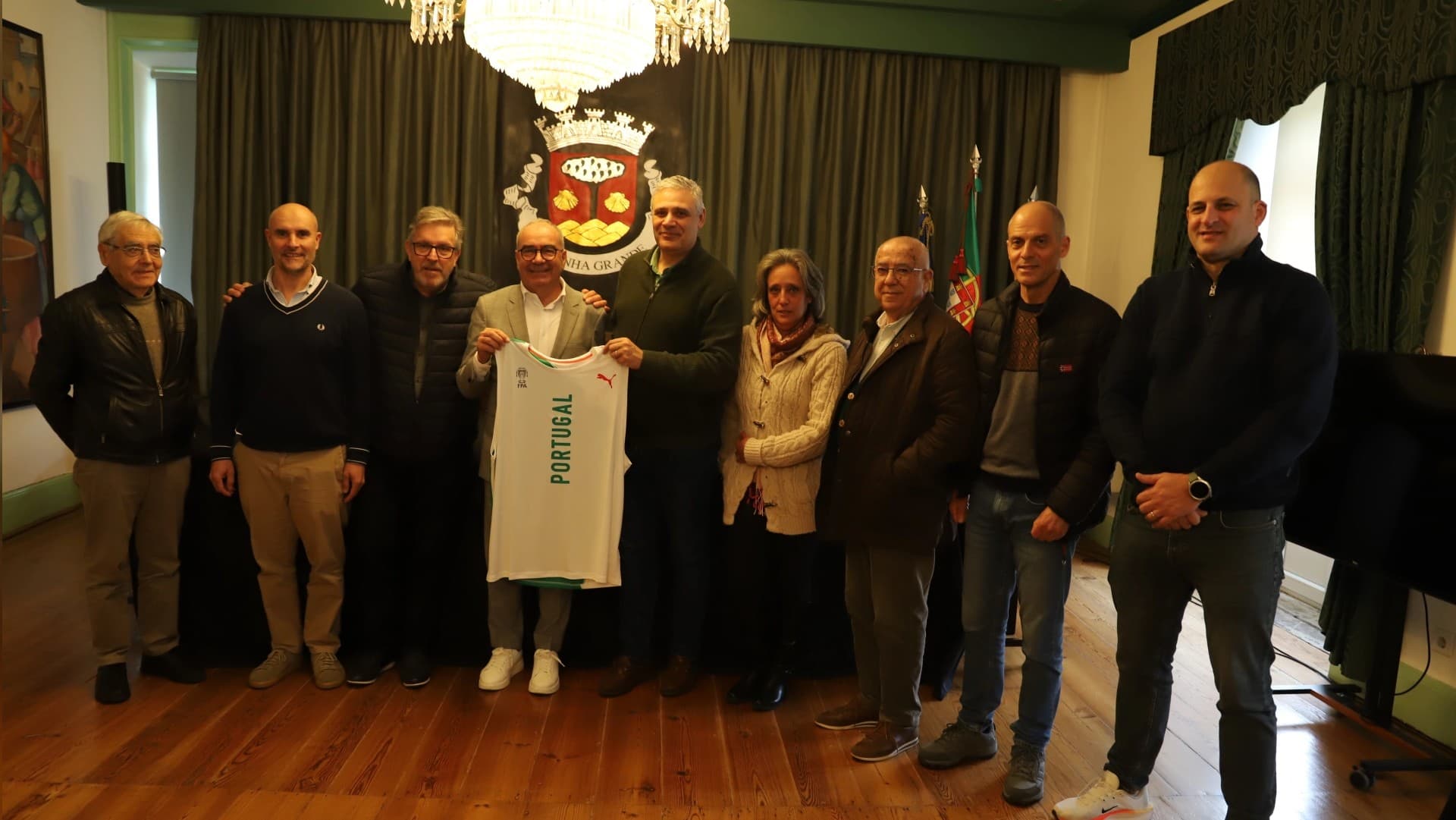 Reunião sobre o projeto "Casa das Seleções" @CM Marinha Grande