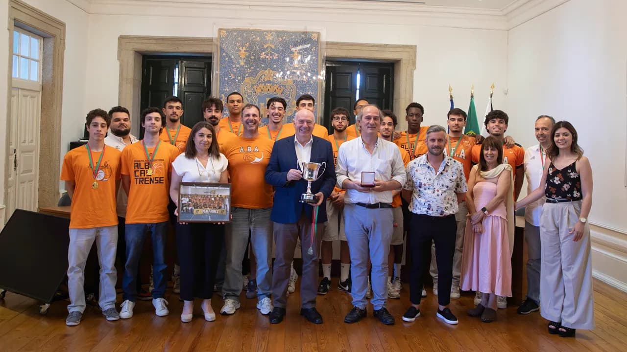 Câmara Municipal homenageia Campeões Nacionais Sub 23 da ABA IPCB @CM Castelo Branco
