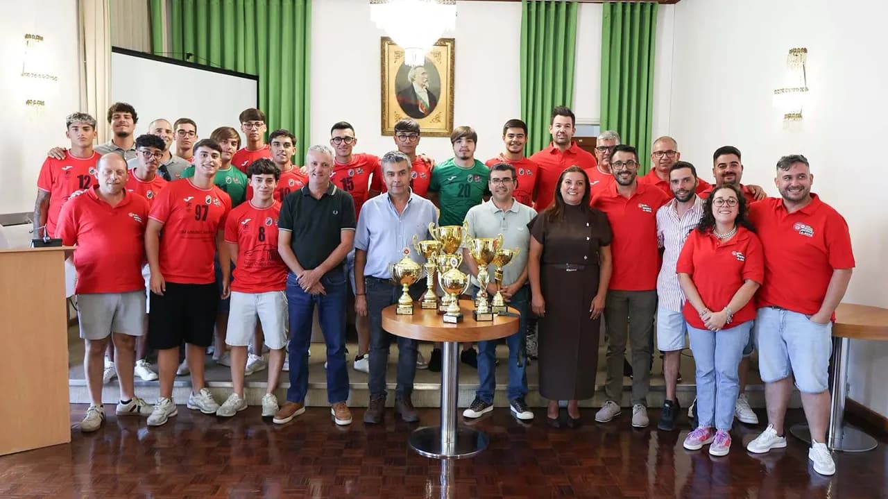 Receção à equipa de futsal de Sub-19 da ACDL/Casa do Benfica de Idanha-a-Nova @CM Idanha-a-Nova